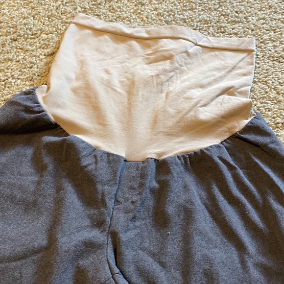 Gray maternity dress pants - Picture 2 of 5